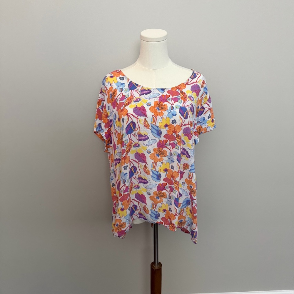 Cynthia Rowley Top Floral Botanical Short Sleeve Button Back Lightweight Pink